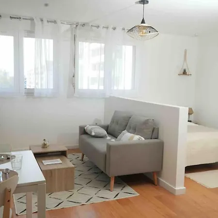 Charmant T1 A / Lovely Cozy Flat In *